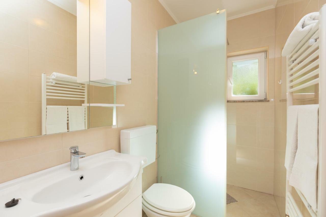 קאבטאט Apartments Vesna מראה חיצוני תמונה