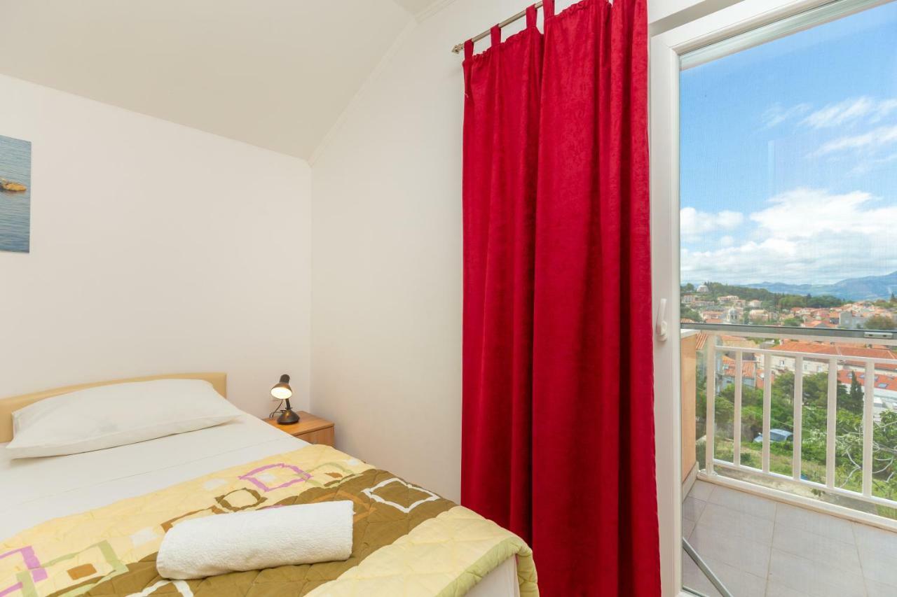 קאבטאט Apartments Vesna מראה חיצוני תמונה