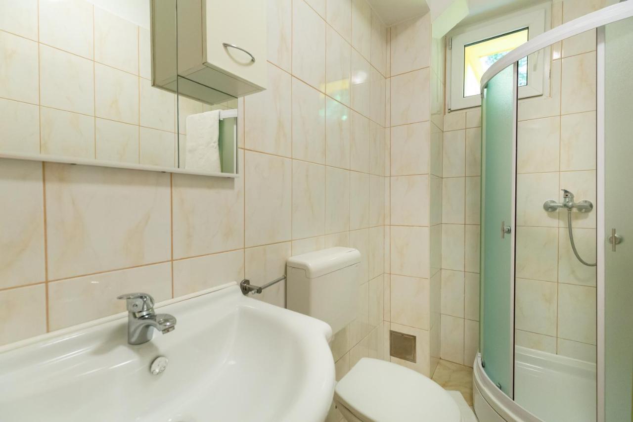 קאבטאט Apartments Vesna מראה חיצוני תמונה